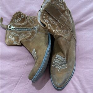 Boutique 9 Tan Embroidered Ankle Booties